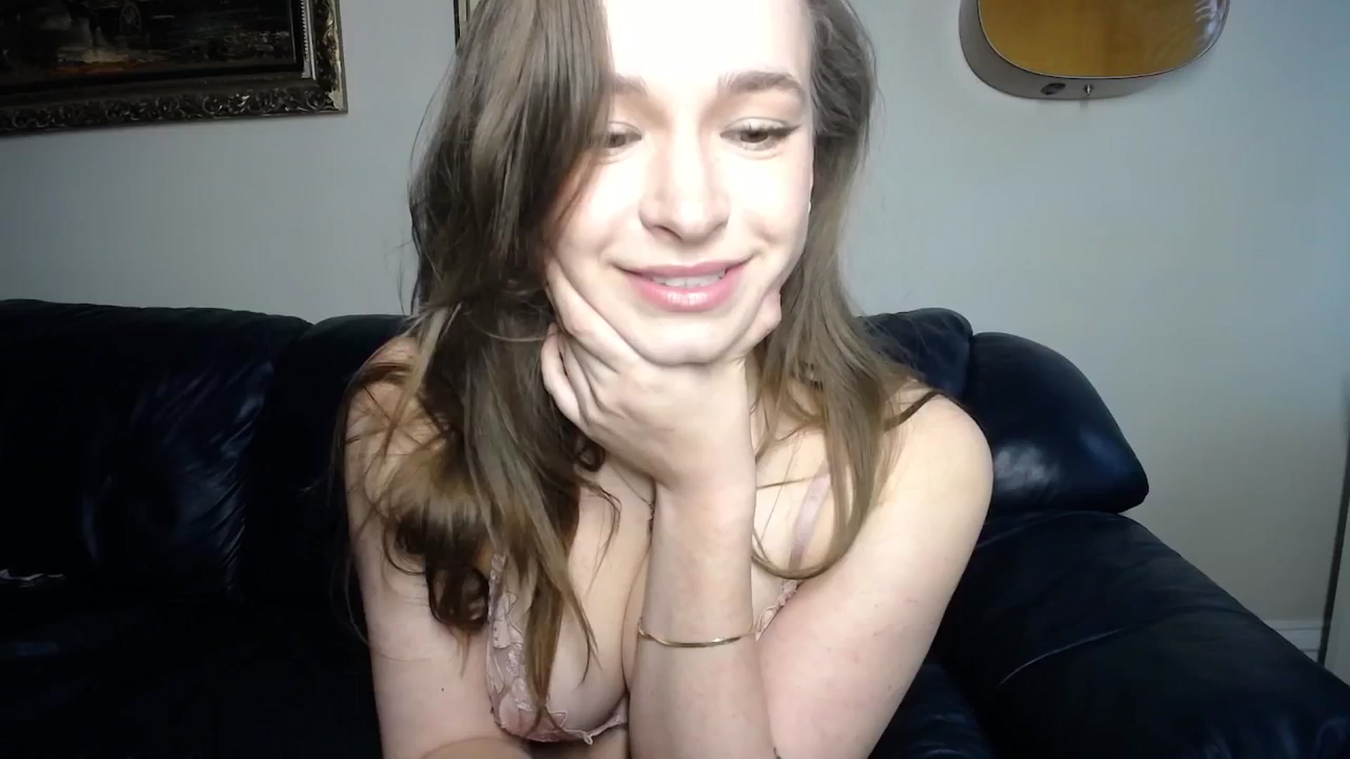 Gallery image thumbnail from BossBabyGirl's myfreecams stream on, 10/13/2024, 22:26 image 3 of 20