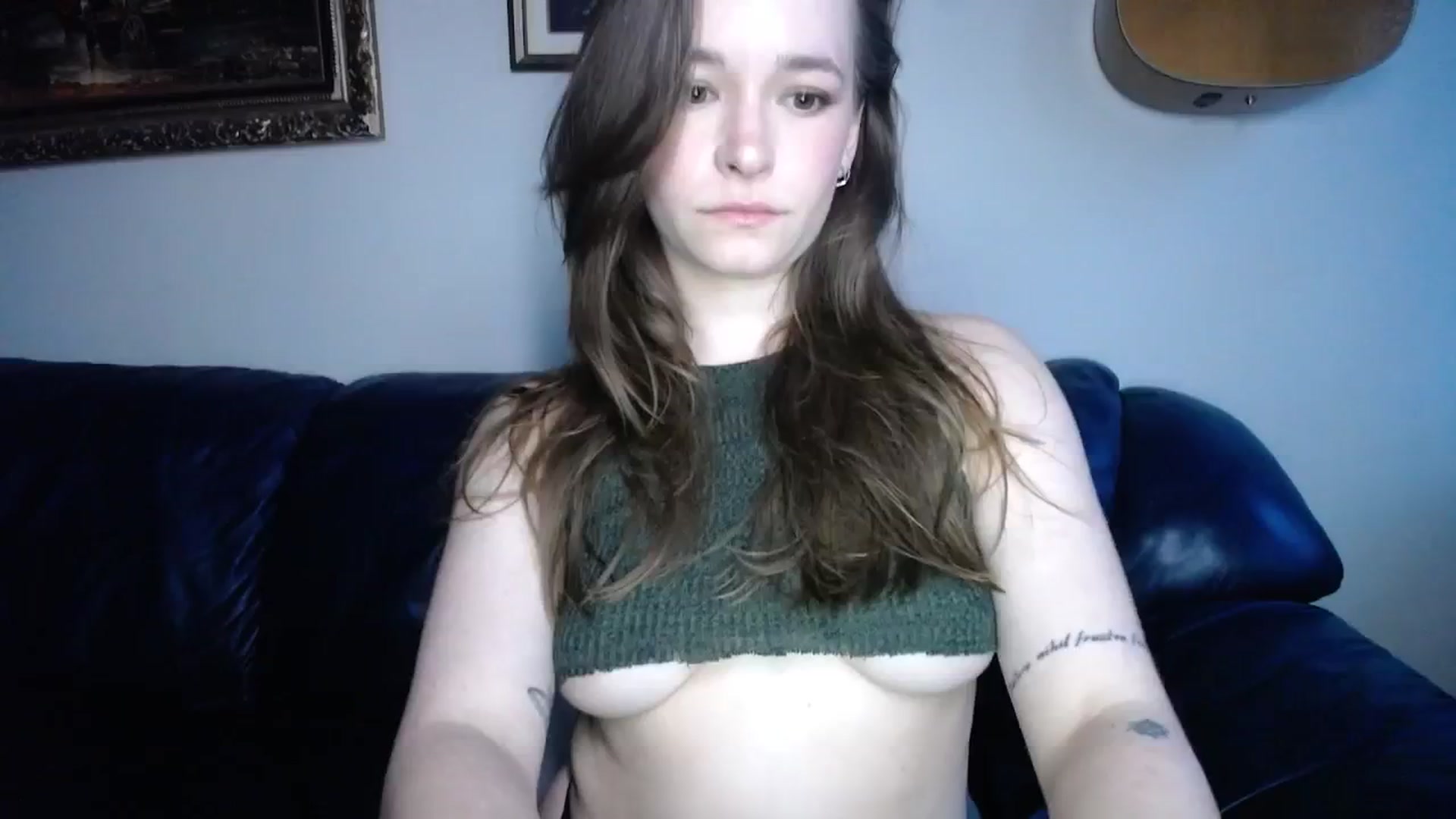 Gallery image thumbnail from BossBabyGirl's myfreecams stream on, 10/16/2024, 24:06 image 12 of 20