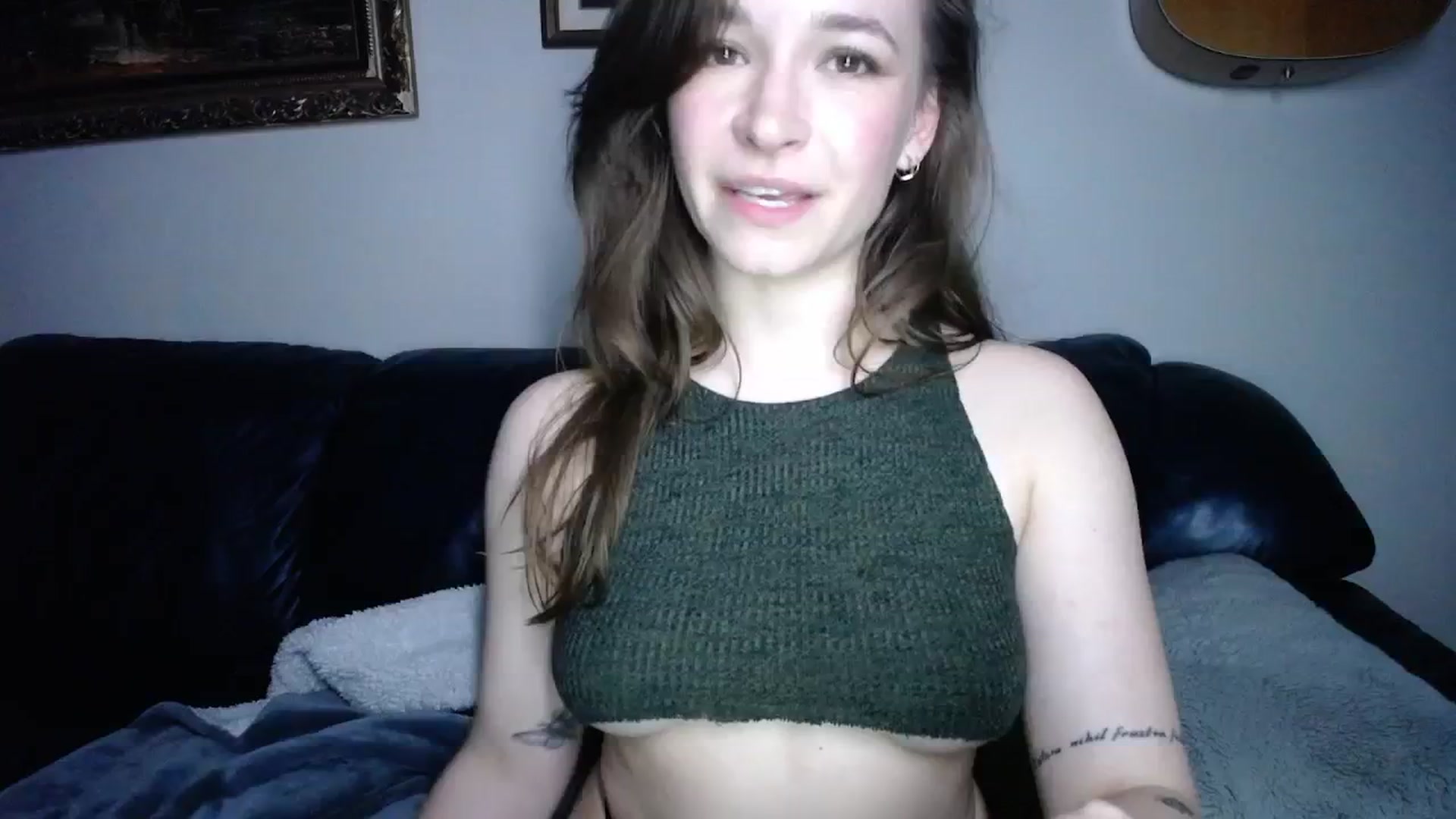 Gallery image thumbnail from BossBabyGirl's myfreecams stream on, 10/16/2024, 01:41 image 10 of 20
