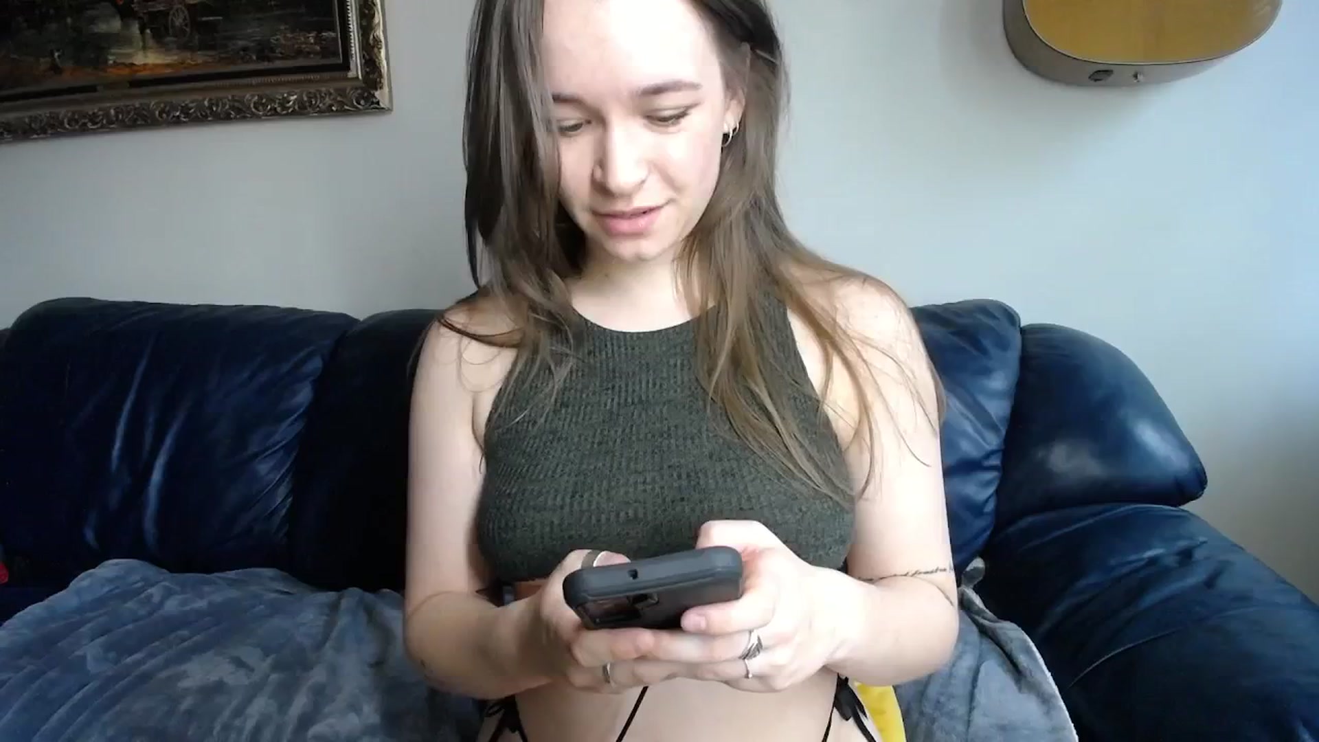 Gallery image thumbnail from BossBabyGirl's myfreecams stream on, 10/20/2024, 22:14 image 10 of 20