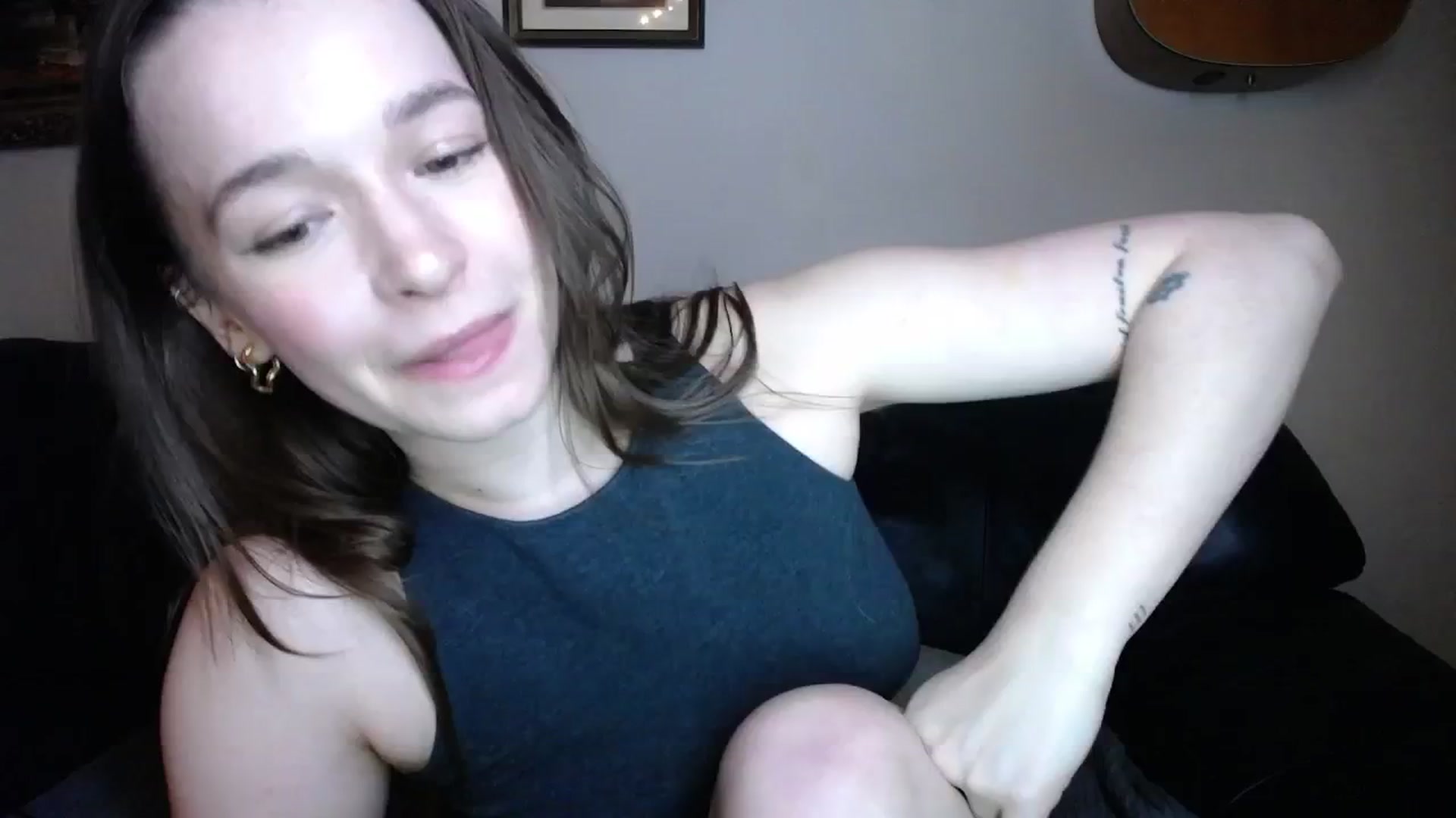 Gallery image thumbnail from BossBabyGirl's myfreecams stream on, 01/04/2025, 02:09 image 17 of 20