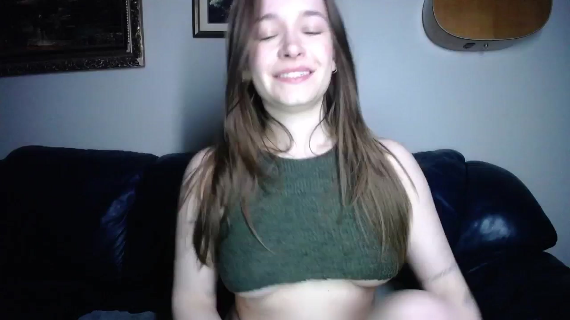 Gallery image thumbnail from BossBabyGirl's myfreecams stream on, 04/01/2025, 02:00 image 17 of 20