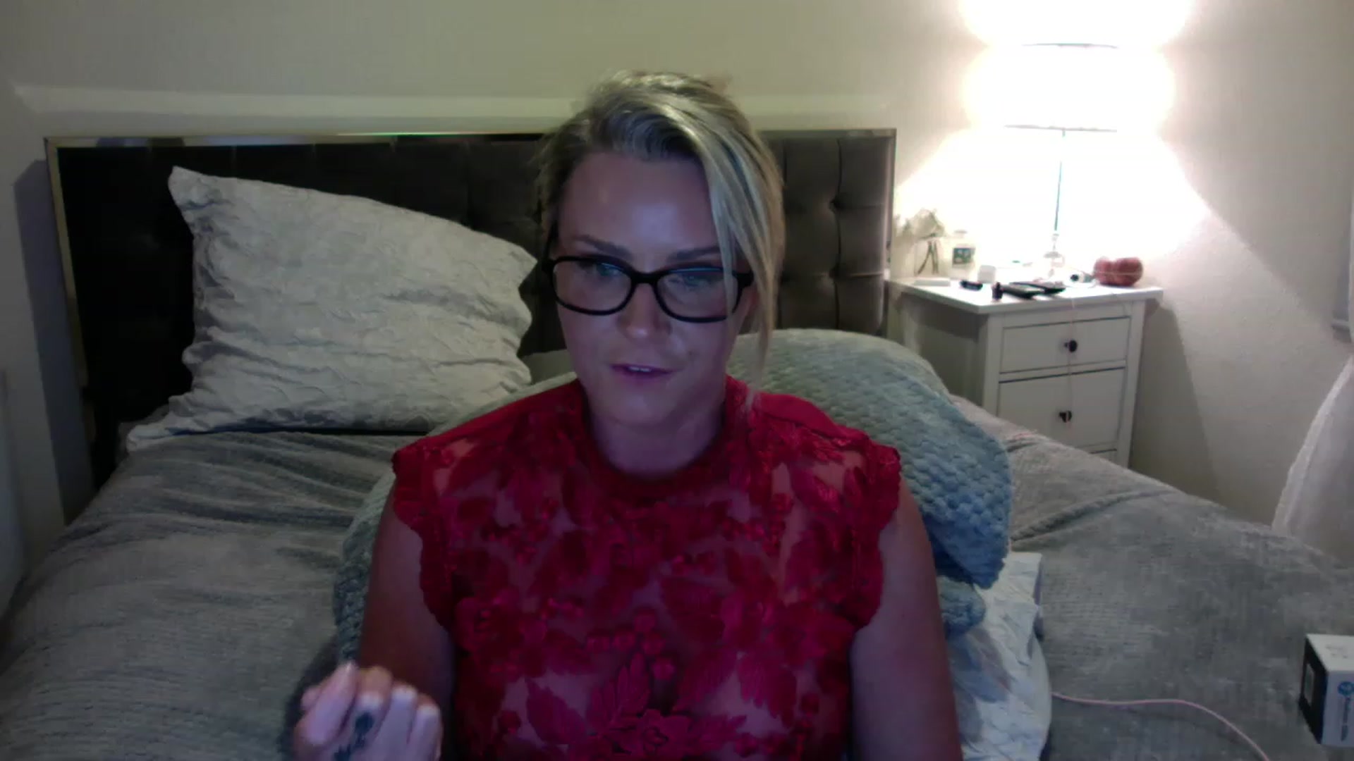 Gallery image thumbnail from BossyBetty's myfreecams stream on, 12/29/2022, 19:05 image 10 of 20