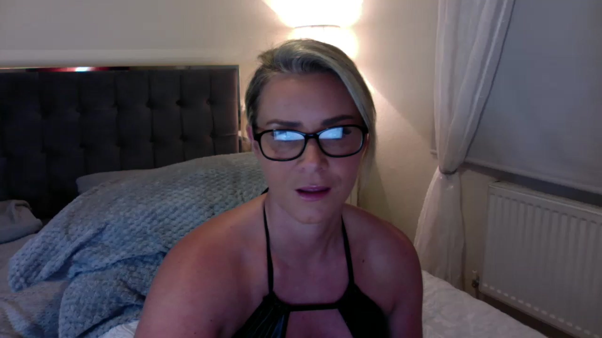 Gallery image thumbnail from BossyBetty's myfreecams stream on, 01/01/2023, 18:25 image 5 of 20