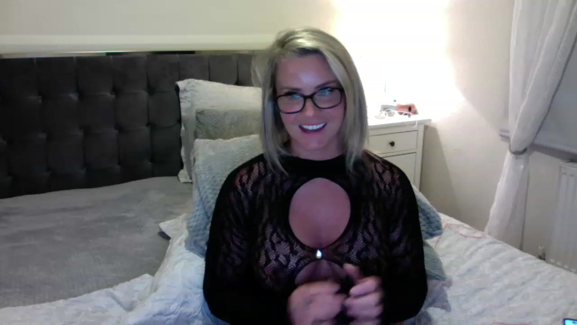 Gallery image thumbnail from BossyBetty's myfreecams stream on, 01/15/2023, 22:59 image 17 of 20