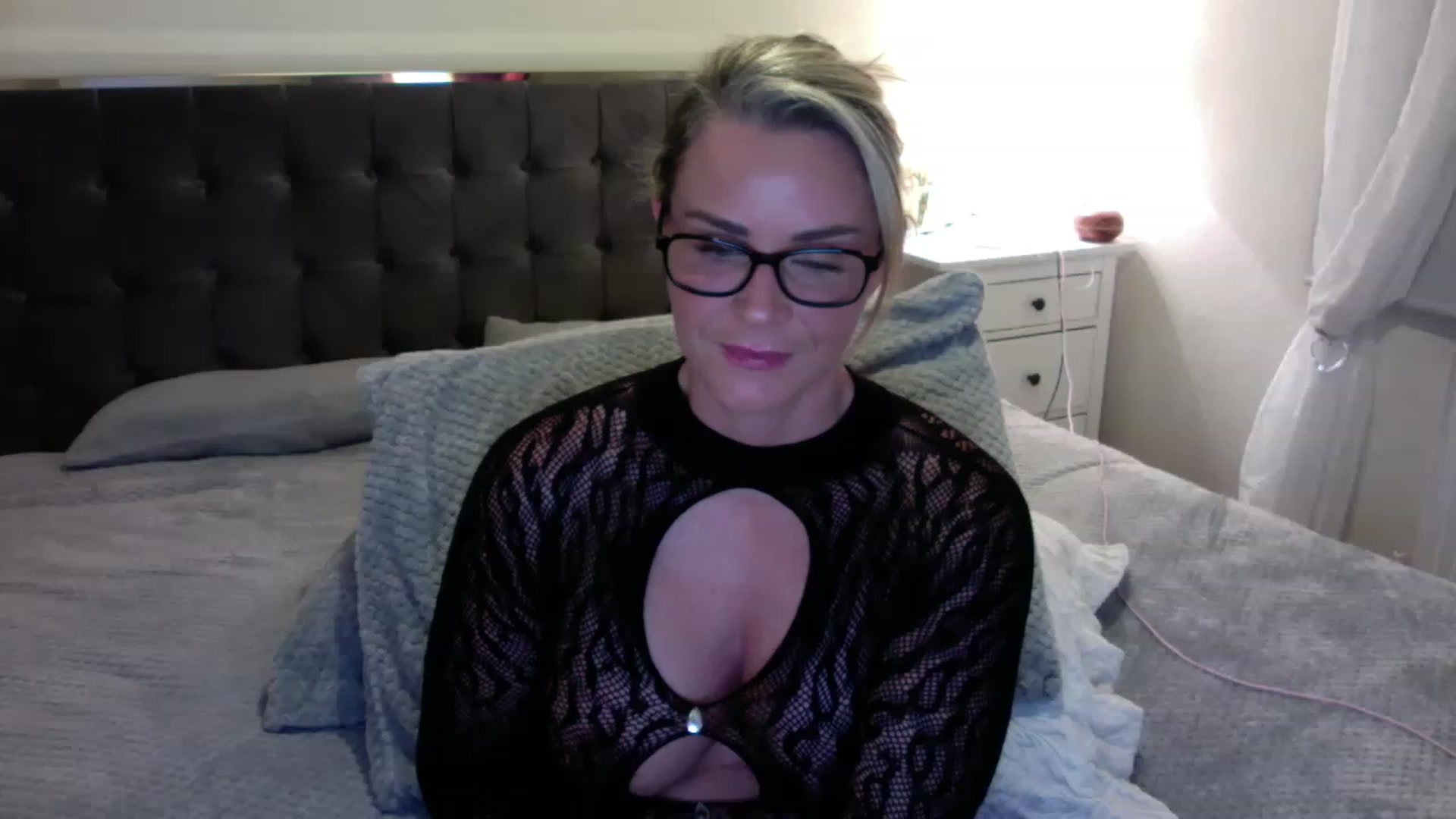 Gallery image thumbnail from BossyBetty's myfreecams stream on, 02/04/2023, 21:25 image 13 of 20