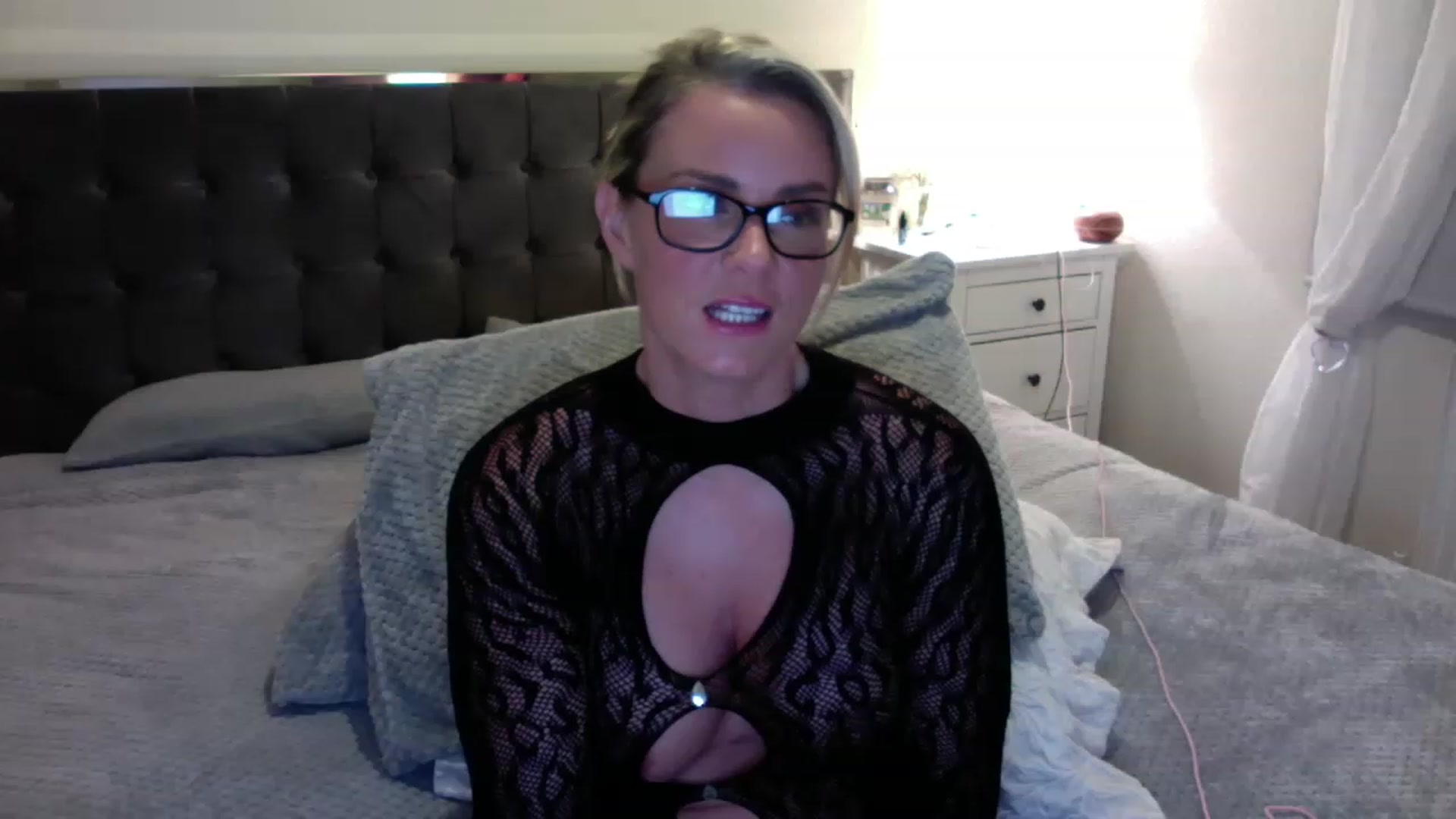Gallery image thumbnail from BossyBetty's myfreecams stream on, 02/04/2023, 21:25 image 19 of 20