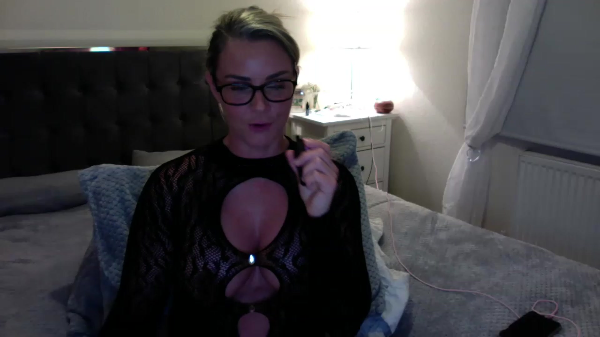 Gallery image thumbnail from BossyBetty's myfreecams stream on, 02/04/2023, 21:25 image 1 of 20