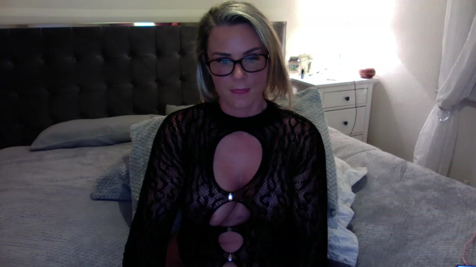 Gallery image thumbnail from BossyBetty's myfreecams stream on, 02/04/2023, 22:27 image 20 of 20