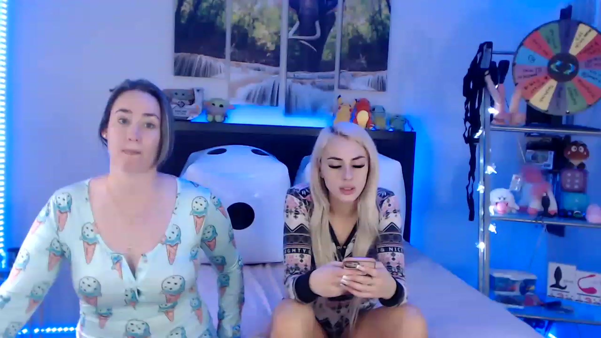Gallery image thumbnail from BostonBeckyy's myfreecams stream on, 11/16/2022, 16:26 image 20 of 20