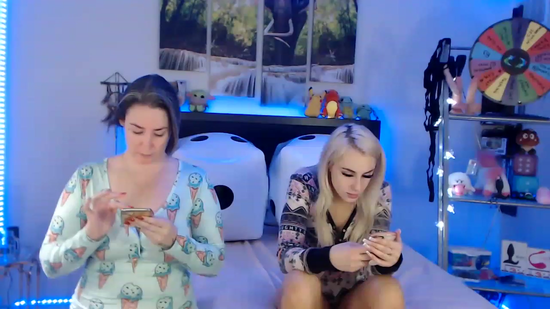 Gallery image thumbnail from BostonBeckyy's myfreecams stream on, 11/16/2022, 16:26 image 14 of 20