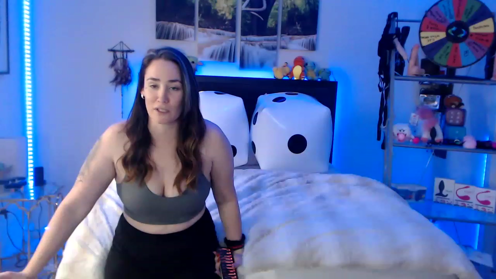 Gallery image thumbnail from BostonBeckyy's myfreecams stream on, 11/21/2022, 20:00 image 13 of 20
