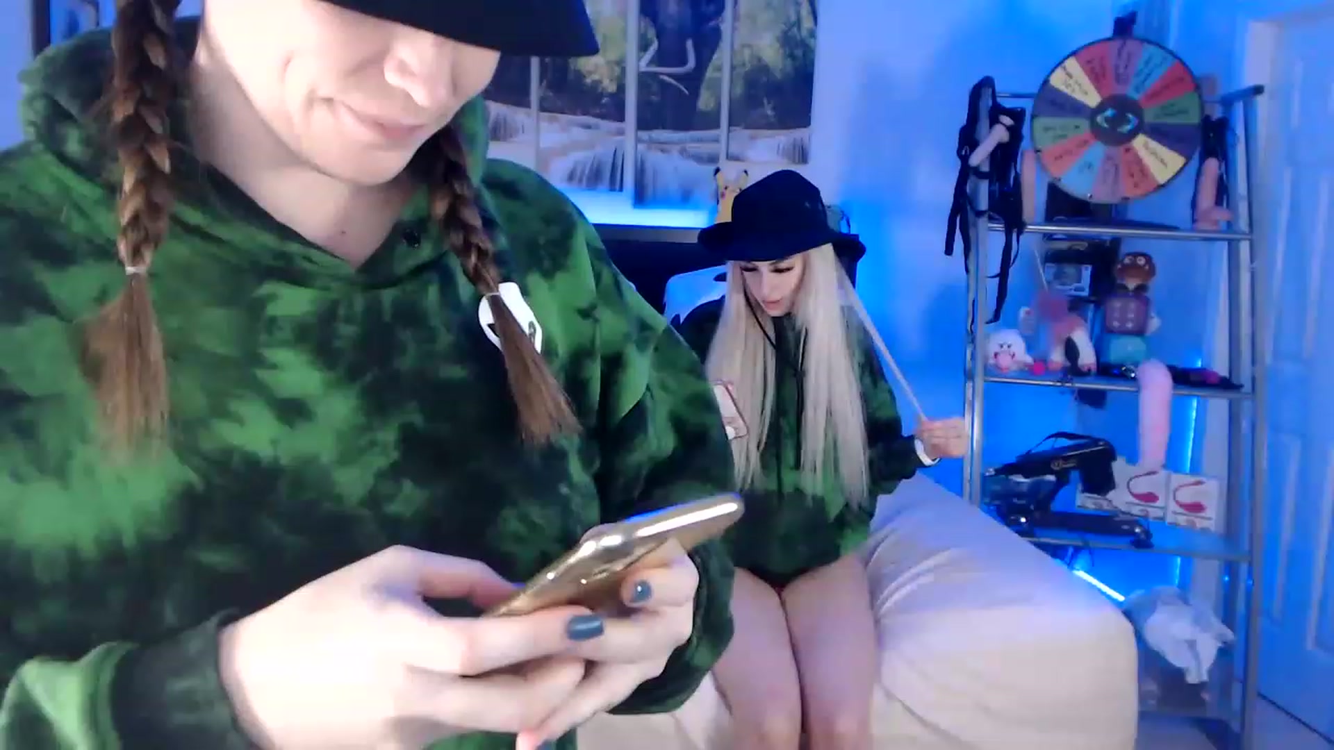 Gallery image thumbnail from BostonBeckyy's myfreecams stream on, 11/26/2022, 02:43 image 16 of 20
