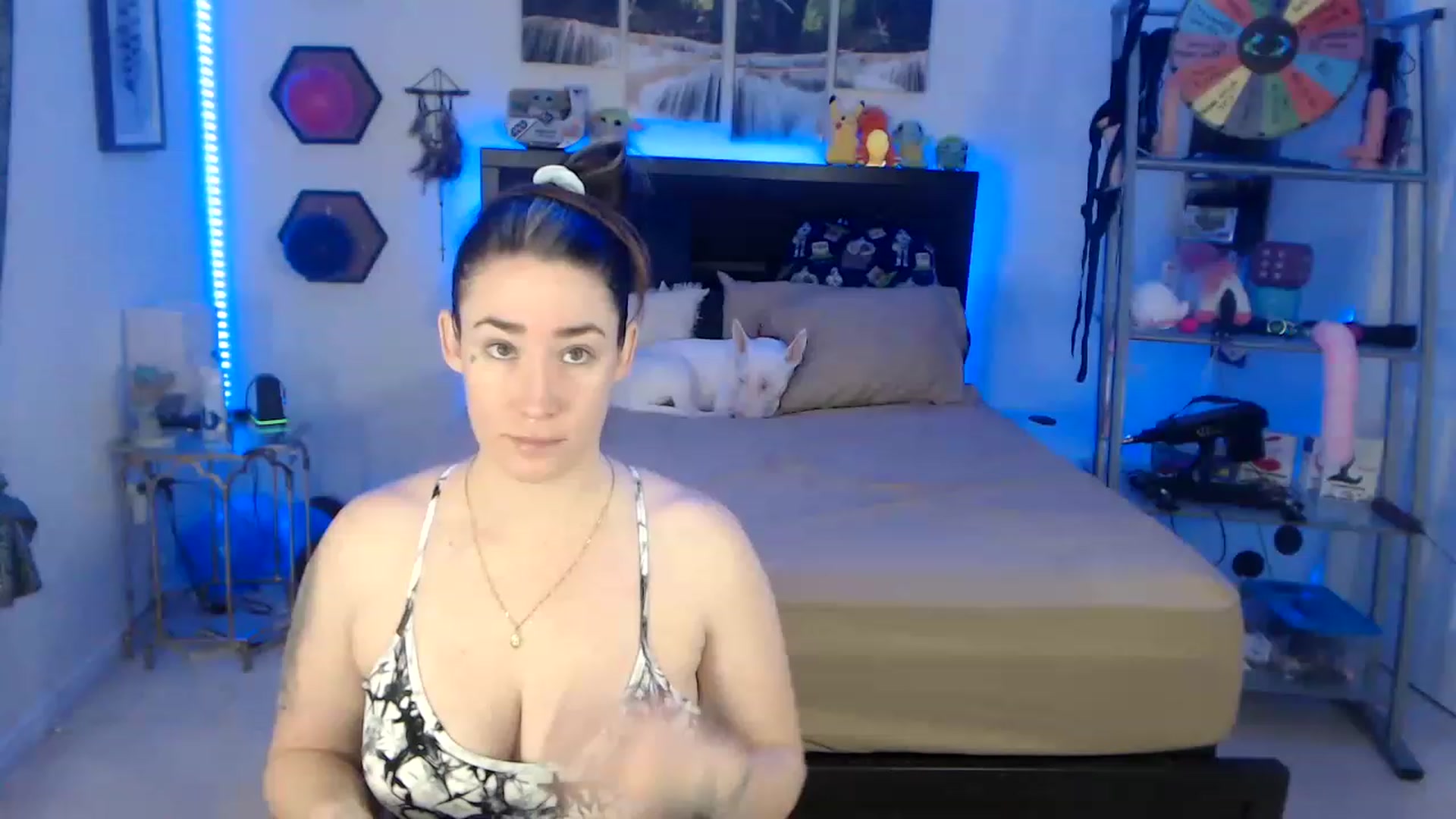 Gallery image thumbnail from BostonBeckyy's myfreecams stream on, 01/09/2023, 19:07 image 7 of 20