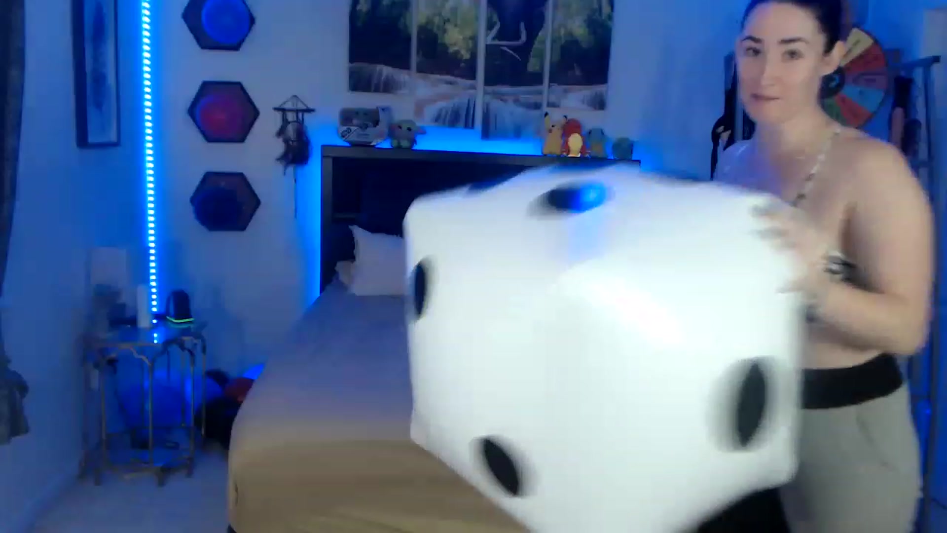 Gallery image thumbnail from BostonBeckyy's myfreecams stream on, 01/09/2023, 20:12 image 13 of 20