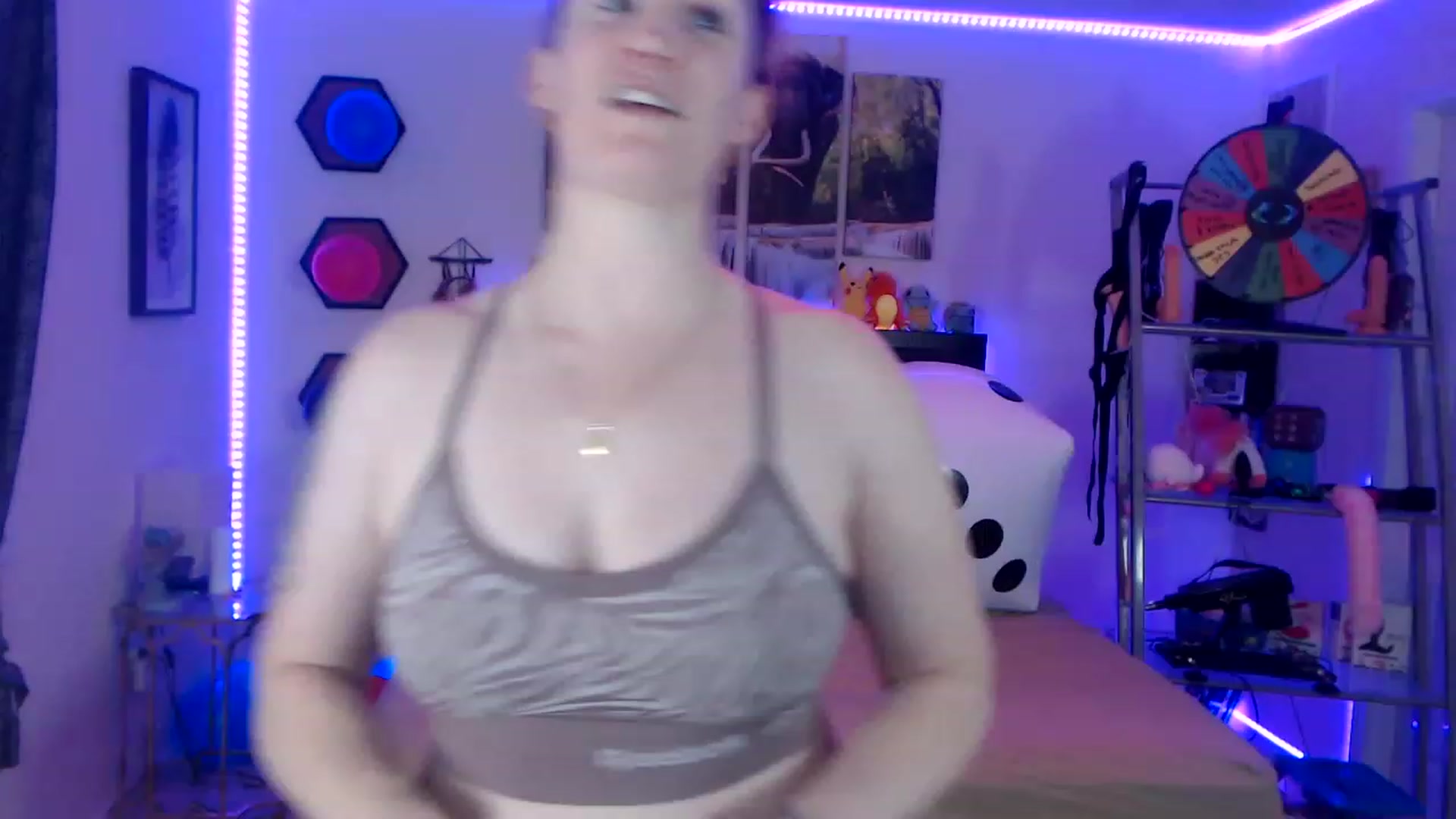 Gallery image thumbnail from BostonBeckyy's myfreecams stream on, 01/10/2023, 02:21 image 18 of 20
