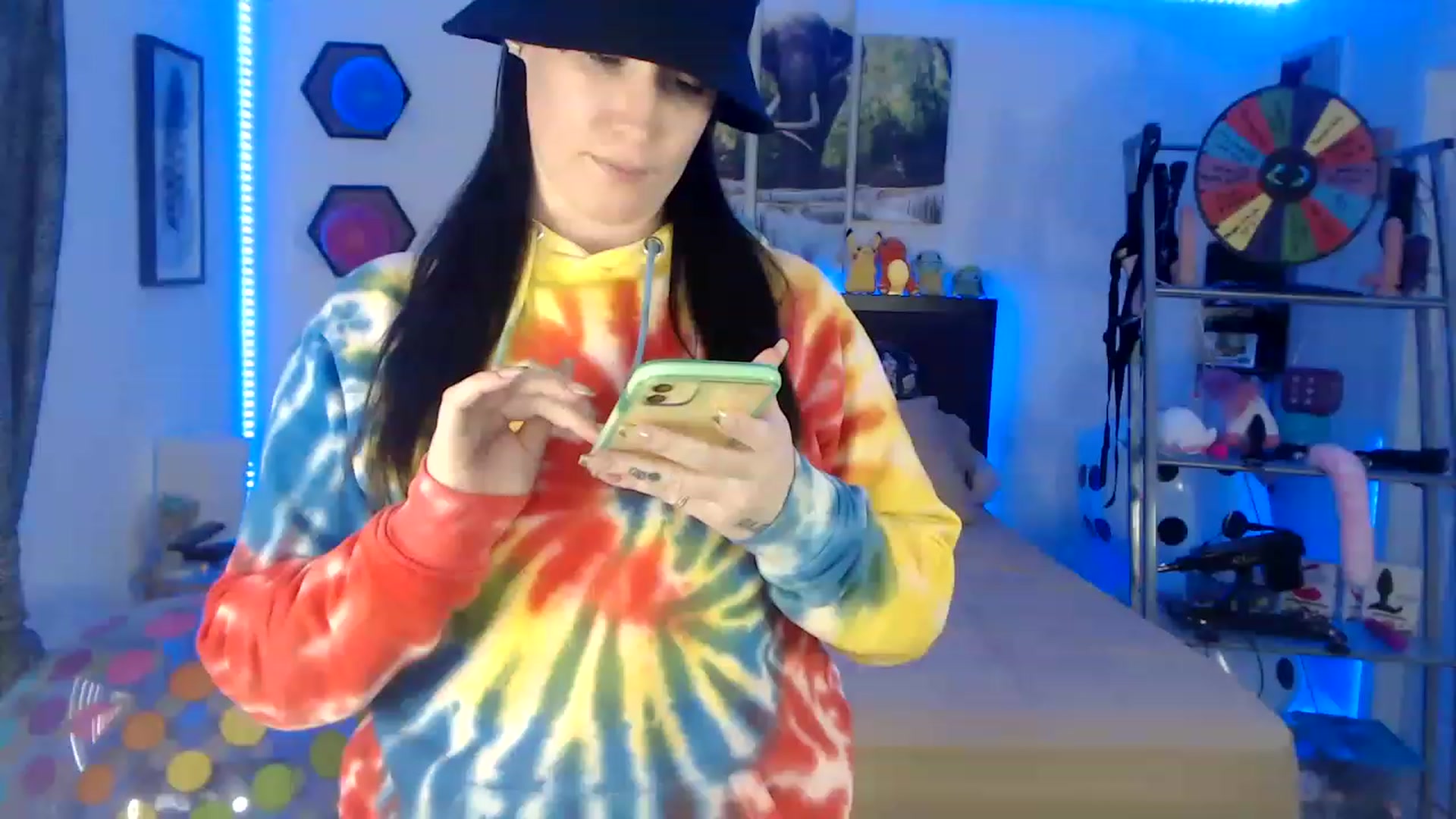 Gallery image thumbnail from BostonBeckyy's myfreecams stream on, 01/17/2023, 21:18 image 1 of 20