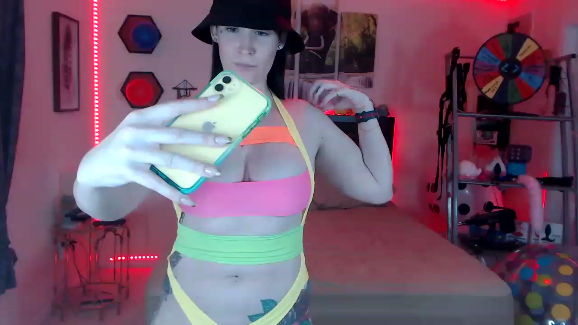 Gallery image thumbnail from BostonBeckyy's myfreecams stream on, 01/17/2023, 21:18 image 8 of 20