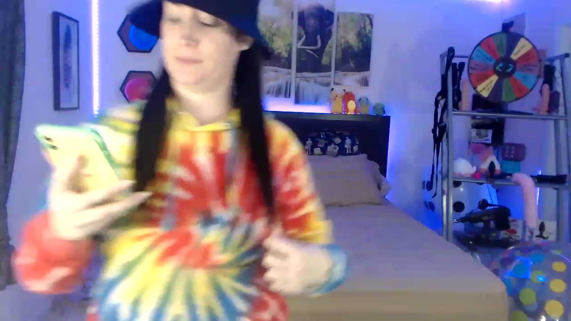 Gallery image thumbnail from BostonBeckyy's myfreecams stream on, 01/17/2023, 21:18 image 4 of 20