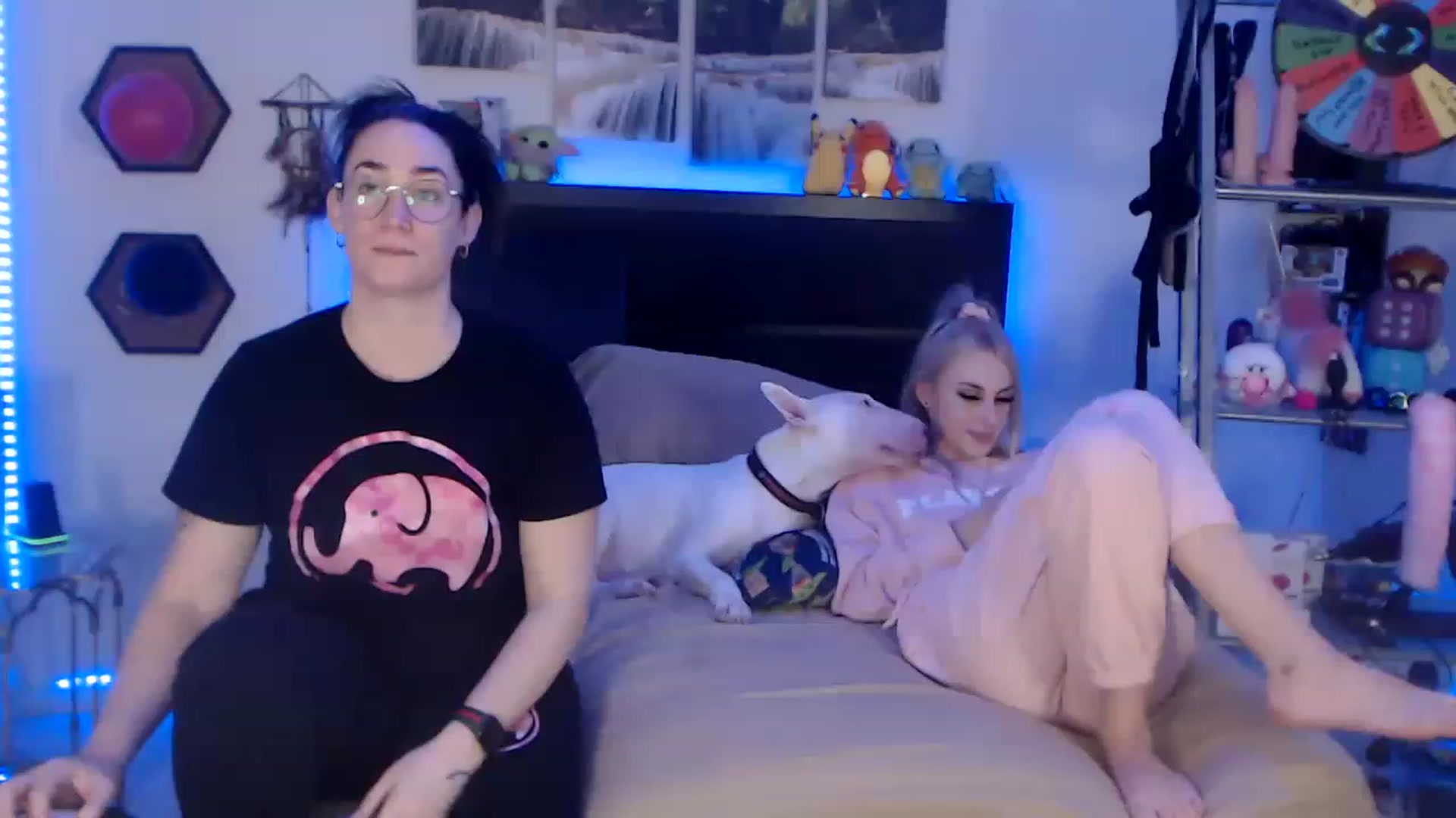 Gallery image thumbnail from BostonBeckyy's myfreecams stream on, 01/22/2023, 06:47 image 11 of 20