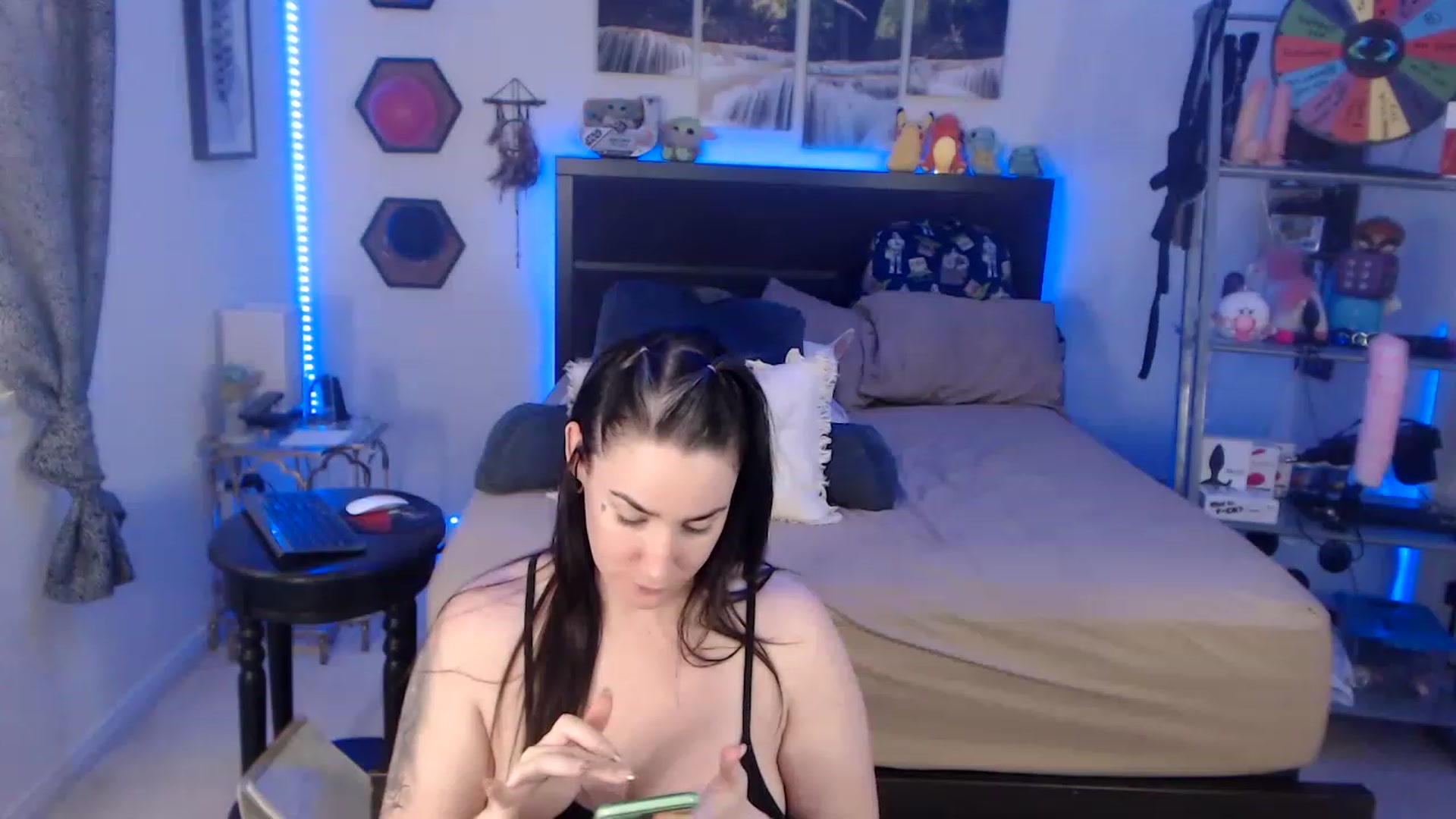 Gallery image thumbnail from BostonBeckyy's myfreecams stream on, 01/26/2023, 21:39 image 11 of 20