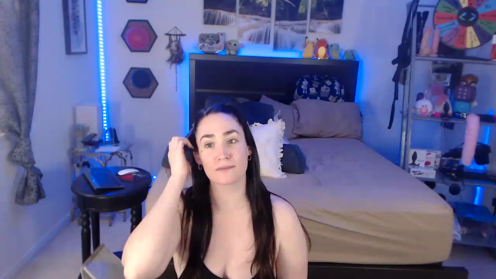 Gallery image thumbnail from BostonBeckyy's myfreecams stream on, 01/26/2023, 21:39 image 12 of 20