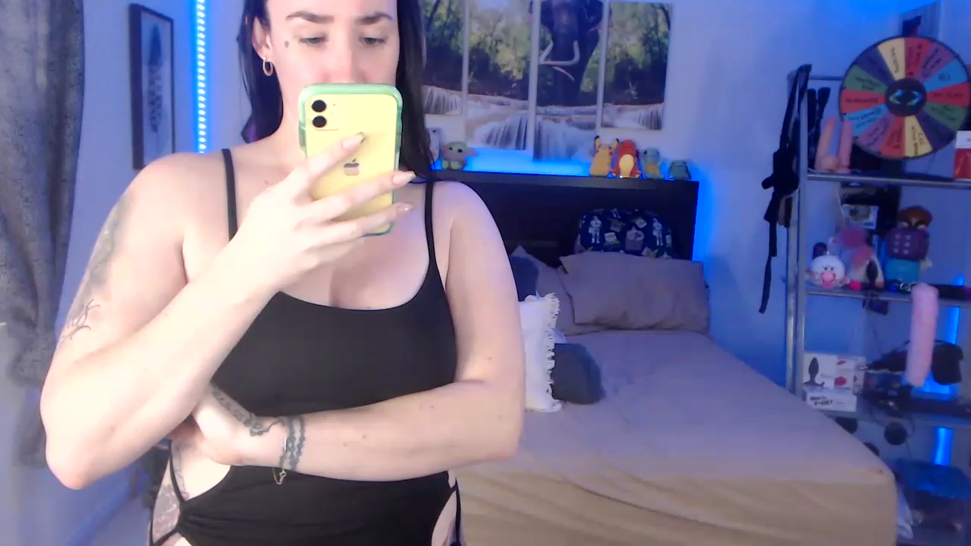 Gallery image thumbnail from BostonBeckyy's myfreecams stream on, 01/26/2023, 21:39 image 6 of 20