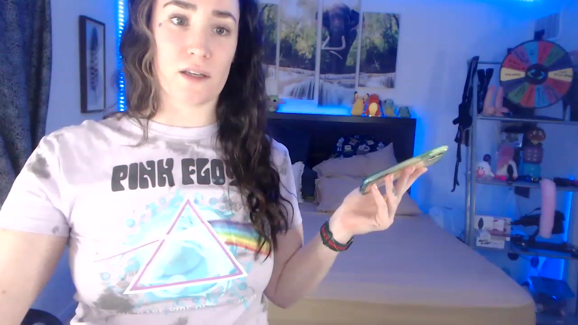 Gallery image thumbnail from BostonBeckyy's myfreecams stream on, 02/18/2023, 02:29 image 15 of 20