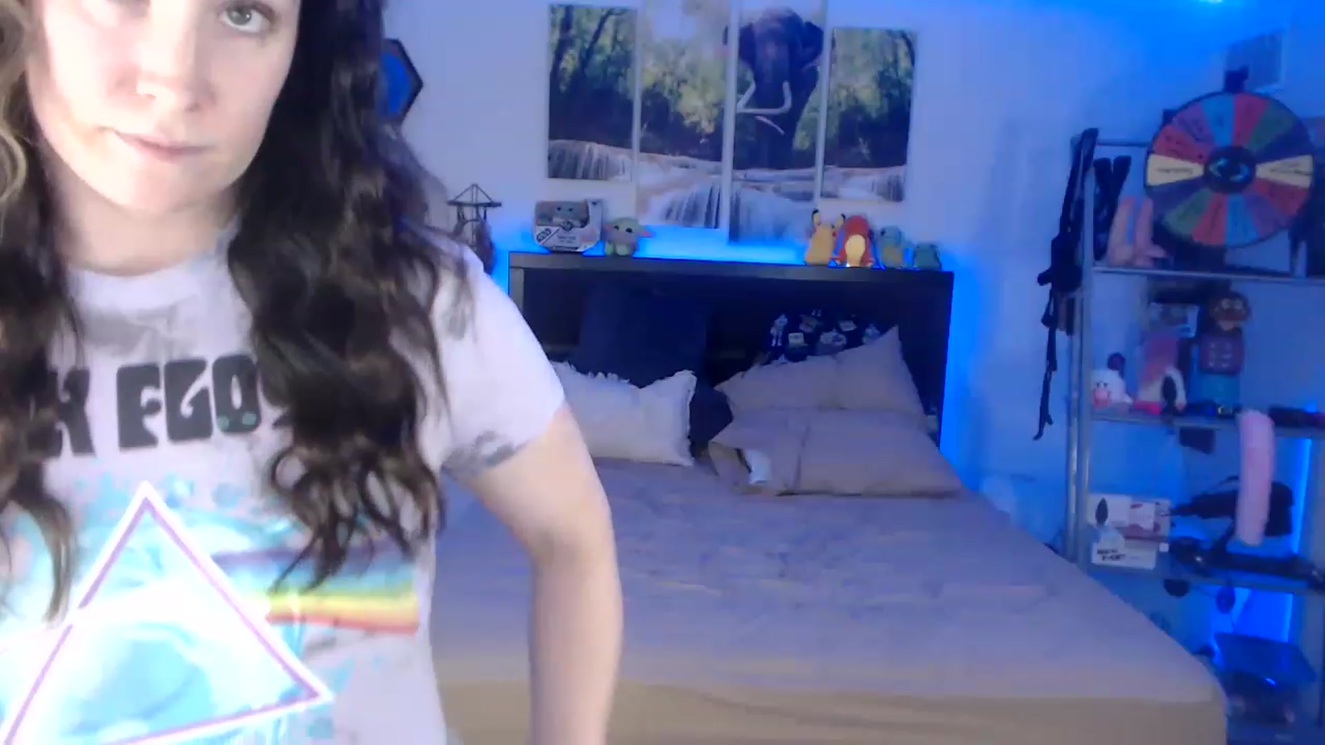 Gallery image thumbnail from BostonBeckyy's myfreecams stream on, 02/18/2023, 02:53 image 8 of 20