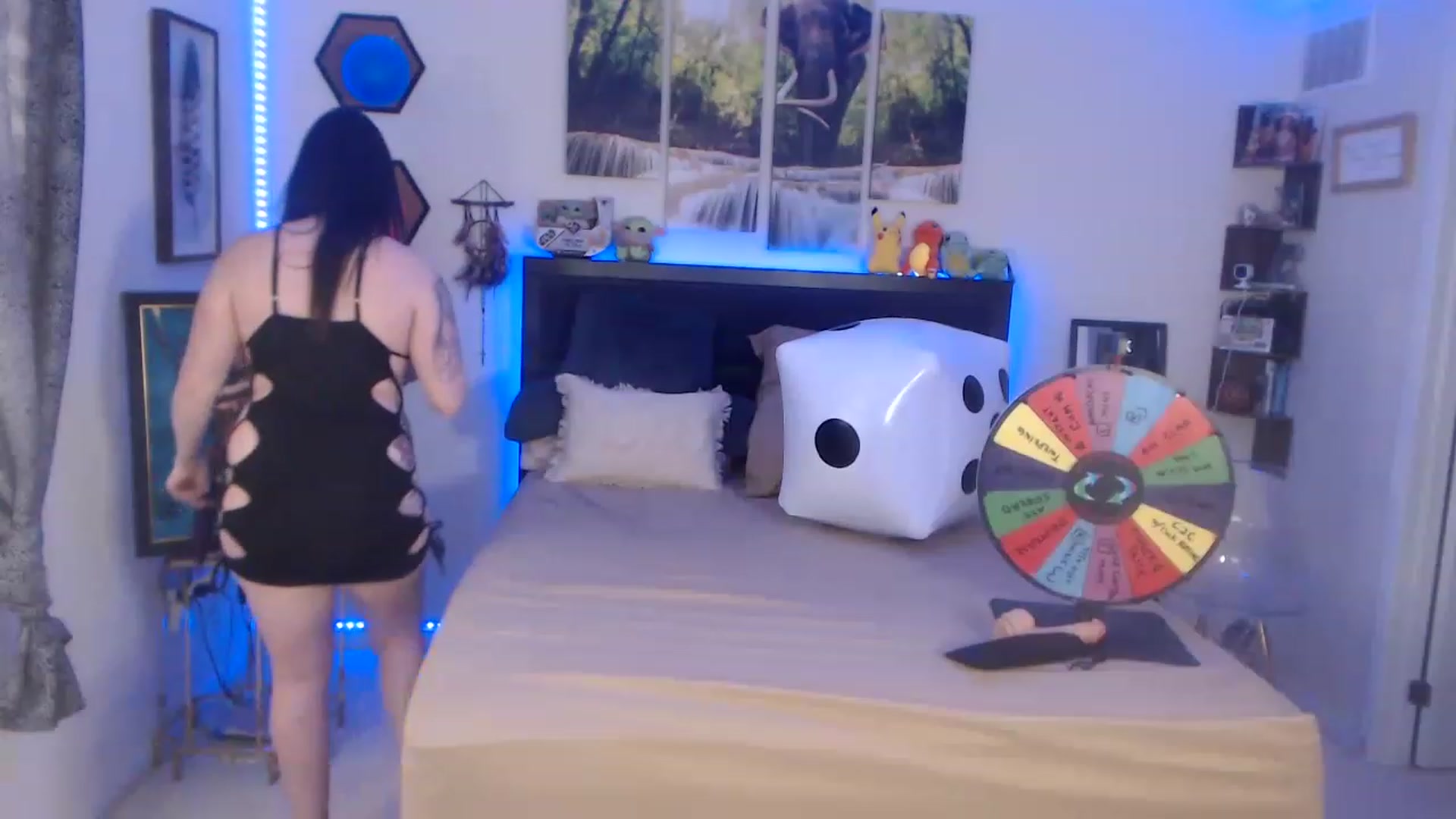 Gallery image thumbnail from BostonBeckyy's myfreecams stream on, 04/19/2023, 16:20 image 5 of 20