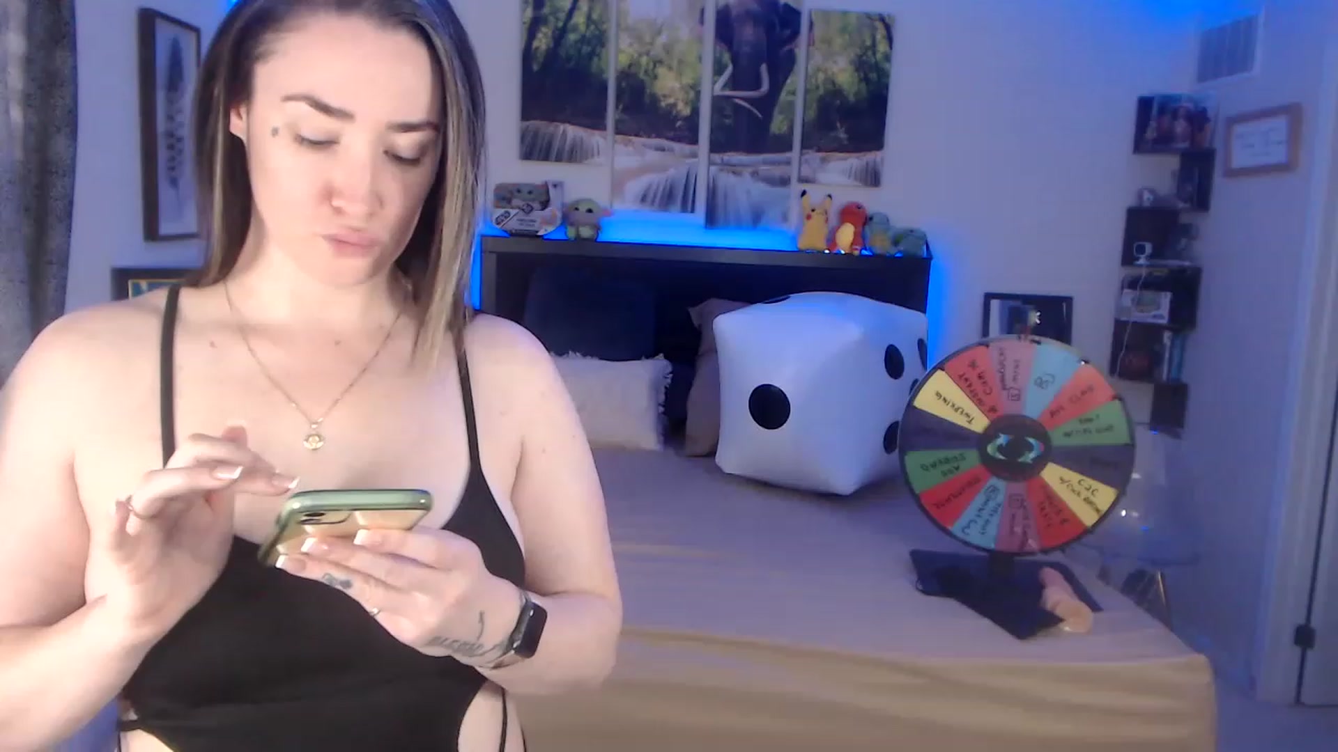 Gallery image thumbnail from BostonBeckyy's myfreecams stream on, 04/19/2023, 16:20 image 18 of 20