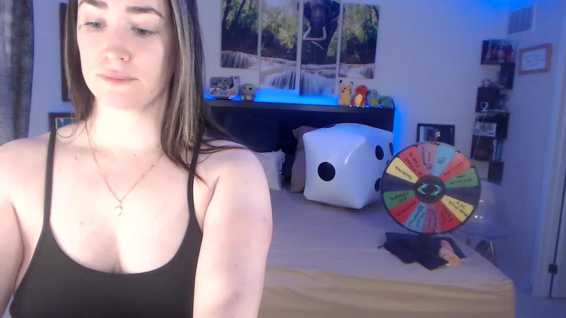 Gallery image thumbnail from BostonBeckyy's myfreecams stream on, 04/19/2023, 17:36 image 7 of 20