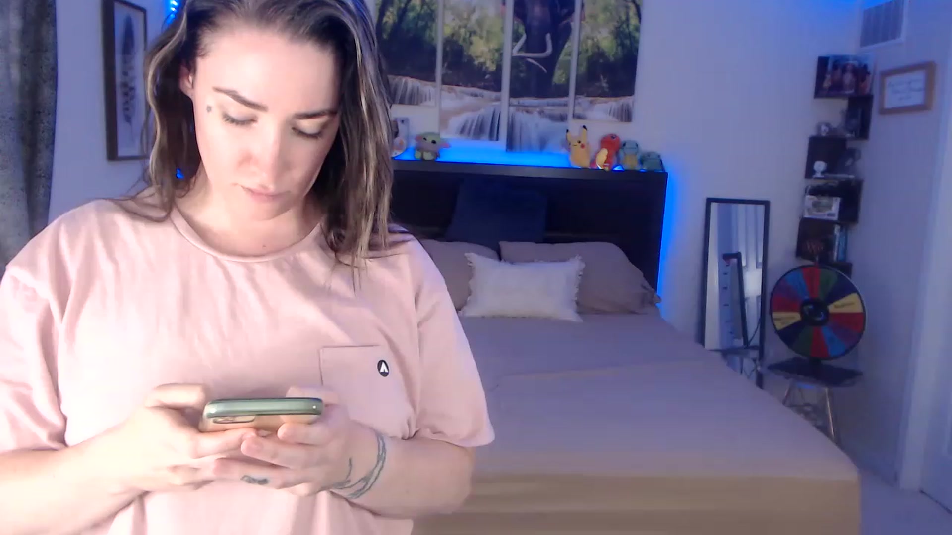 Gallery image thumbnail from BostonBeckyy's myfreecams stream on, 05/28/2023, 17:21 image 16 of 20