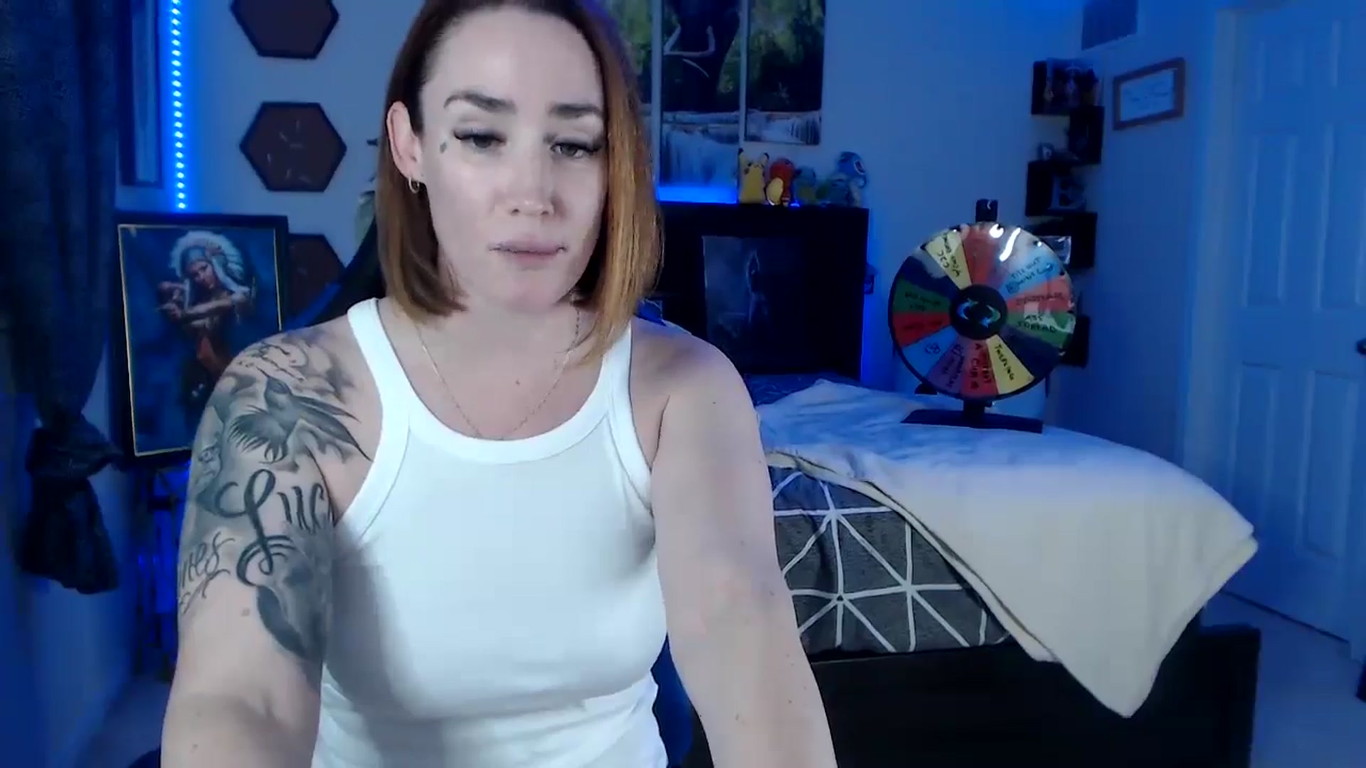 Gallery image thumbnail from BostonBeckyy's myfreecams stream on, 08/13/2024, 02:56 image 11 of 20