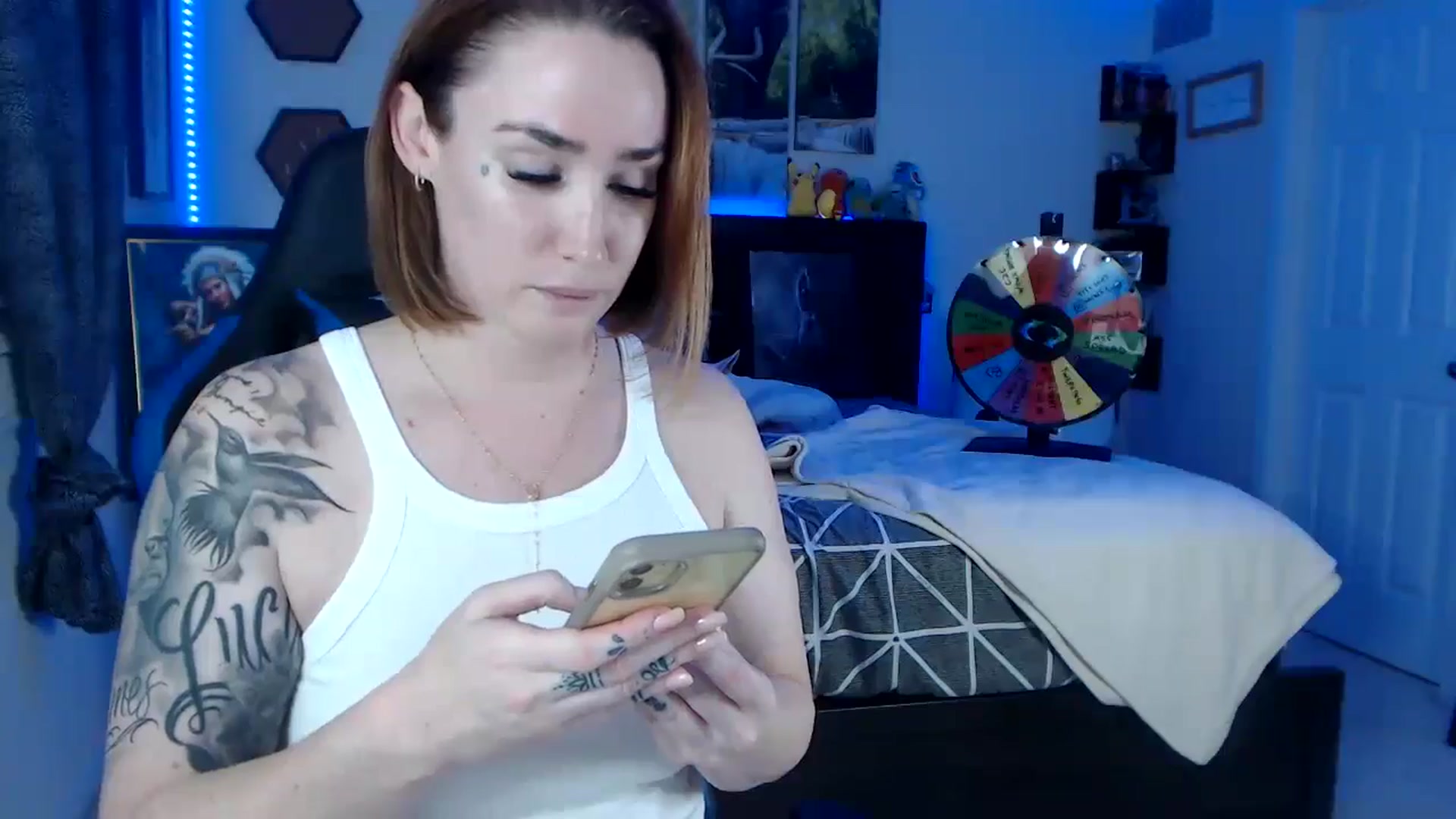 Gallery image thumbnail from BostonBeckyy's myfreecams stream on, 08/13/2024, 02:56 image 18 of 20