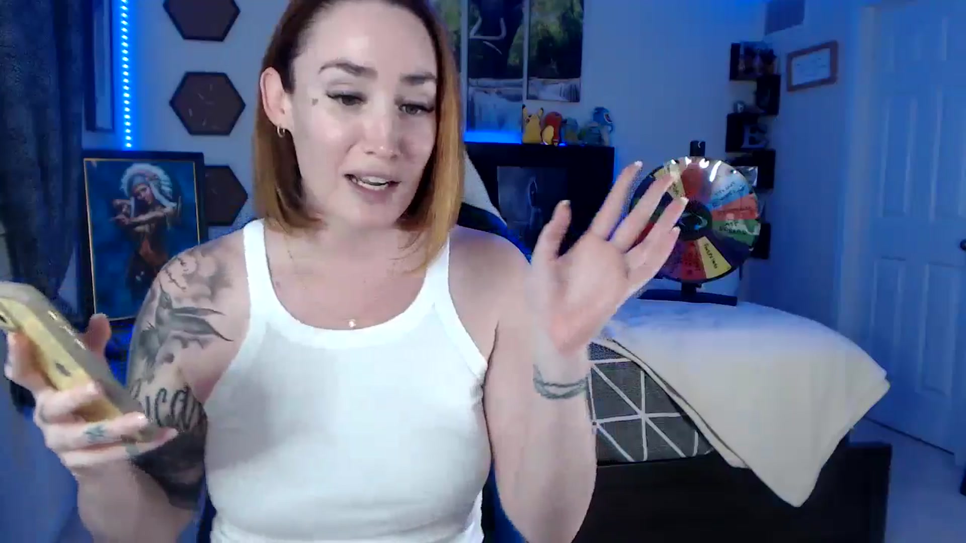 Gallery image thumbnail from BostonBeckyy's myfreecams stream on, 08/13/2024, 02:56 image 12 of 20