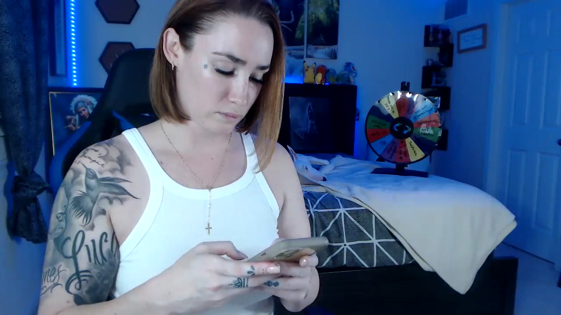 Gallery image thumbnail from BostonBeckyy's myfreecams stream on, 08/13/2024, 02:56 image 19 of 20