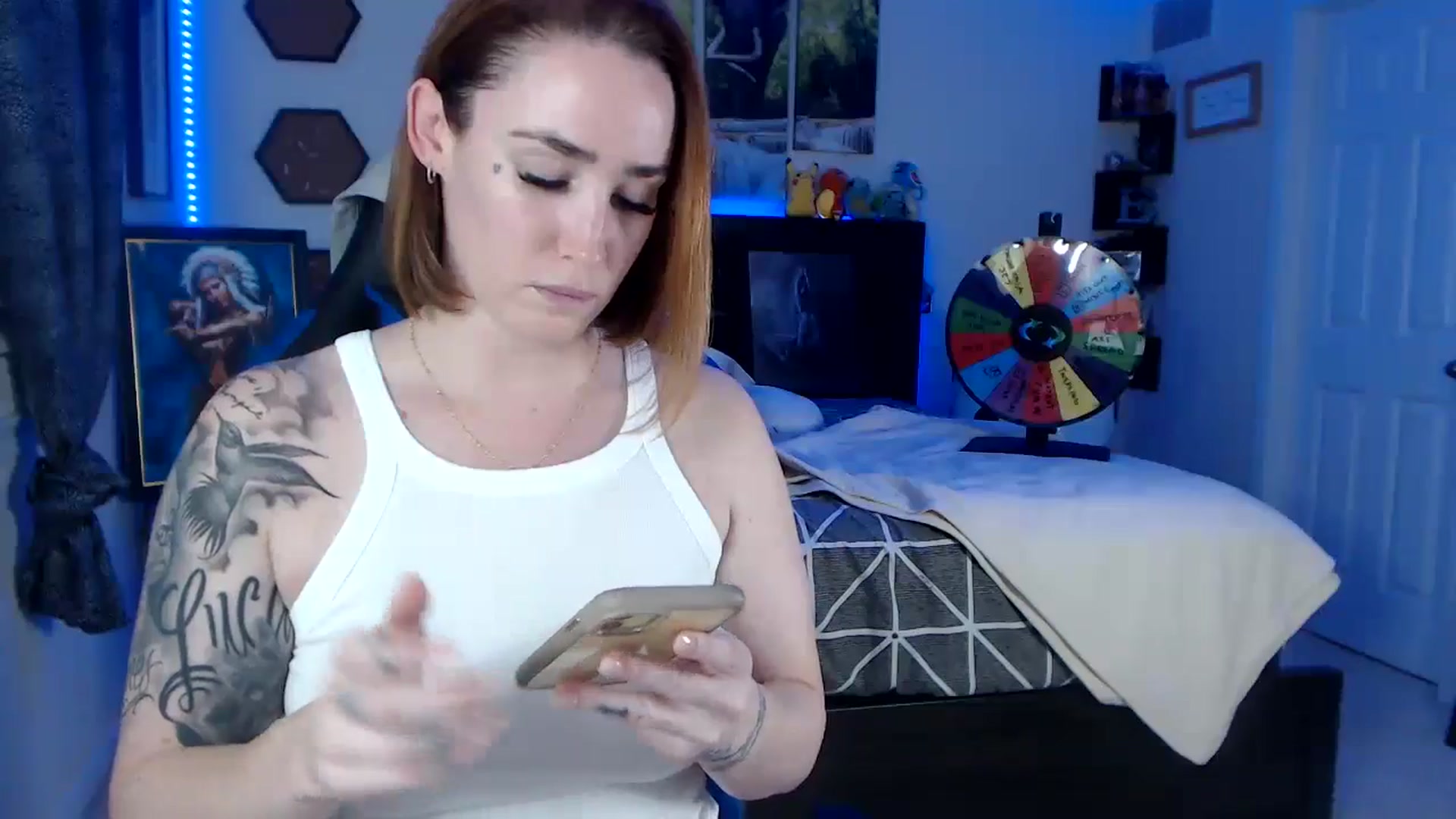 Gallery image thumbnail from BostonBeckyy's myfreecams stream on, 08/13/2024, 02:56 image 6 of 20