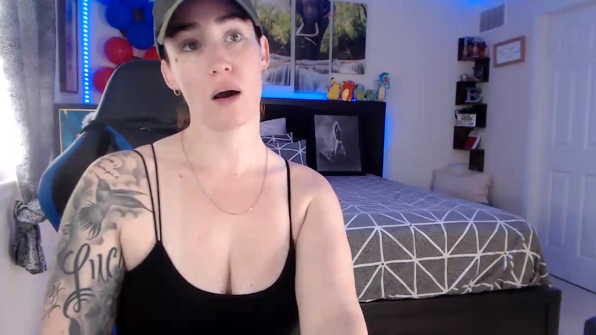 Gallery image thumbnail from BostonBeckyy's myfreecams stream on, 09/11/2024, 19:16 image 4 of 20