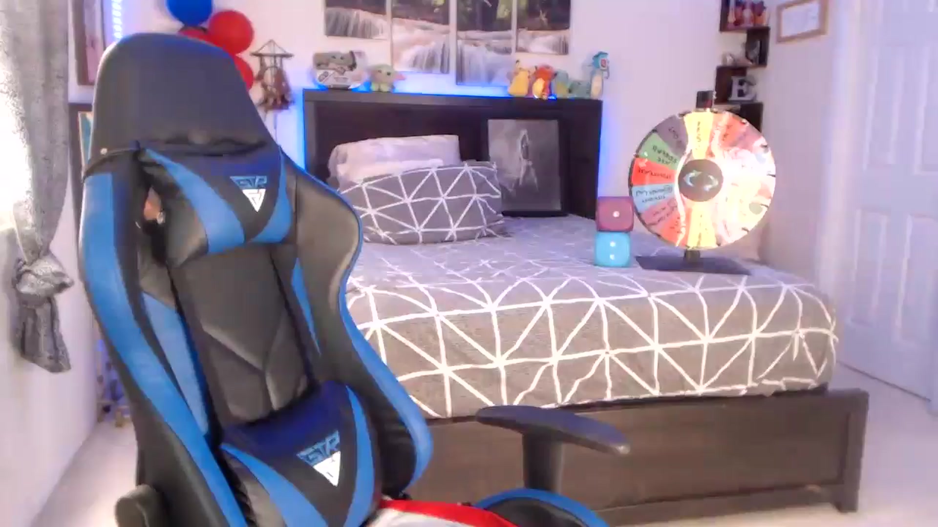 Gallery image thumbnail from BostonBeckyy's myfreecams stream on, 09/12/2024, 21:36 image 16 of 20