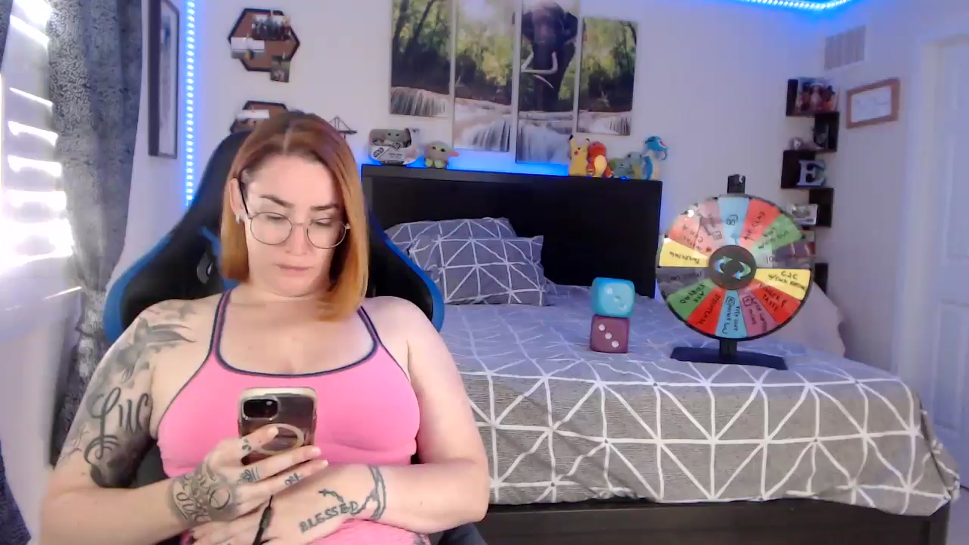 Gallery image thumbnail from BostonBeckyy's myfreecams stream on, 09/16/2025, 19:42 image 8 of 20
