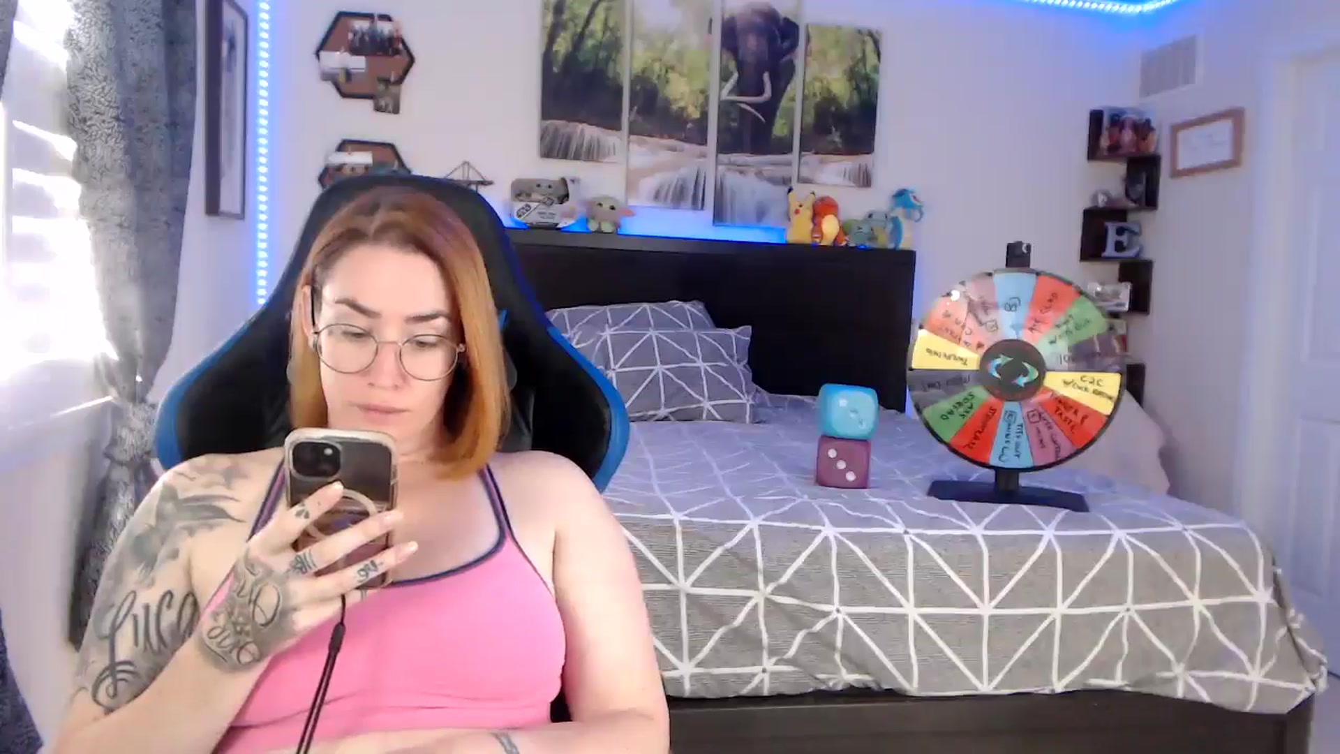 Gallery image thumbnail from BostonBeckyy's myfreecams stream on, 09/16/2025, 19:42 image 12 of 20