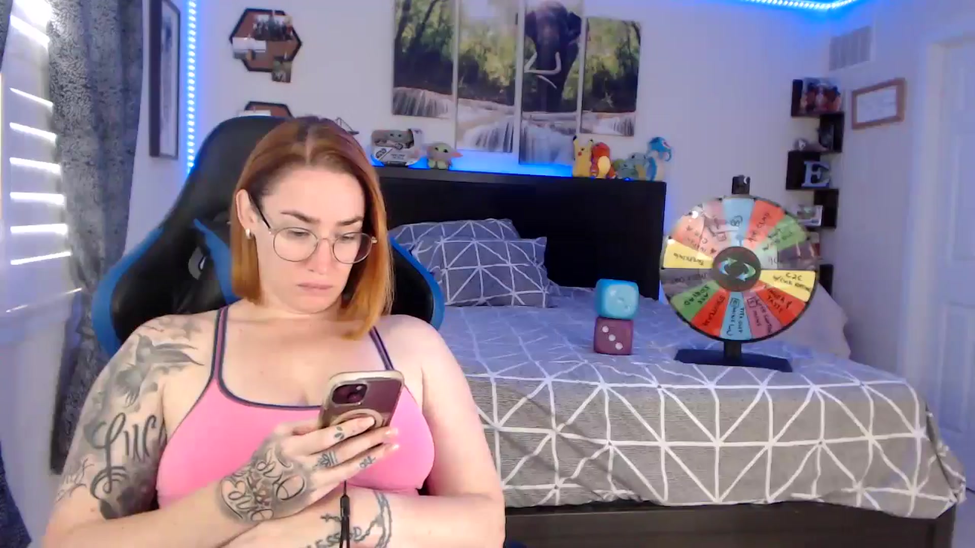 Gallery image thumbnail from BostonBeckyy's myfreecams stream on, 09/16/2025, 19:42 image 2 of 20