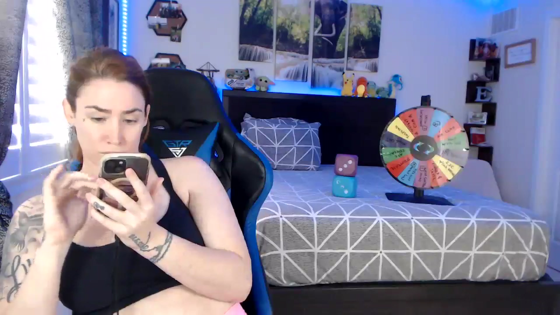 Gallery image thumbnail from BostonBeckyy's myfreecams stream on, 10/13/2025, 19:50 image 11 of 20
