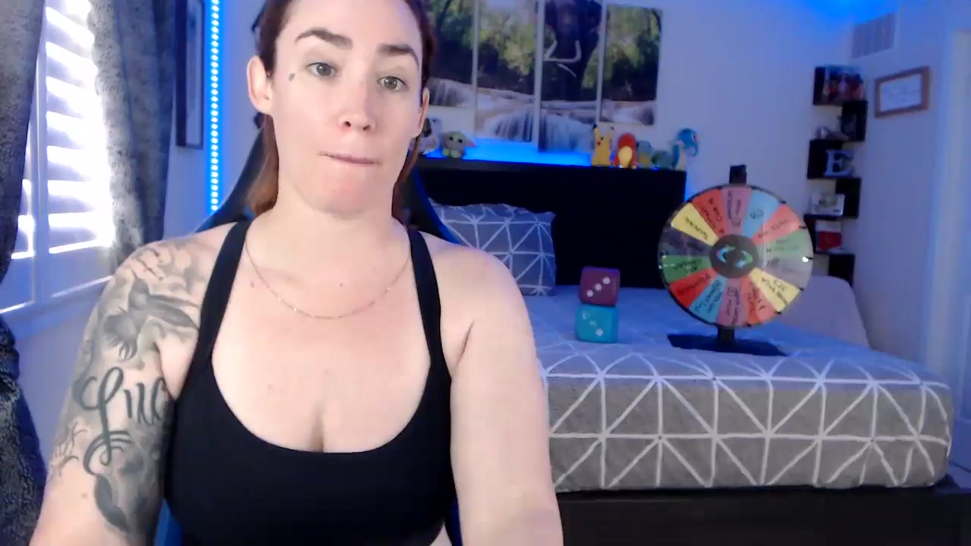 Gallery image thumbnail from BostonBeckyy's myfreecams stream on, 10/13/2025, 19:50 image 17 of 20