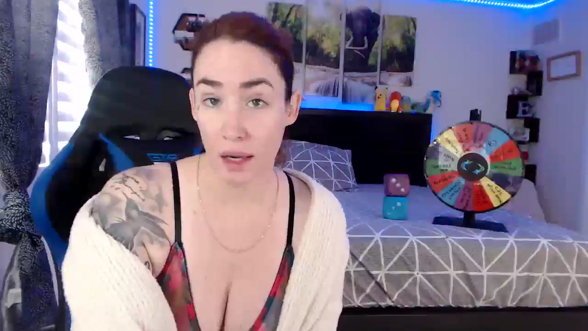Gallery image thumbnail from BostonBeckyy's myfreecams stream on, 10/15/2025, 17:51 image 6 of 20