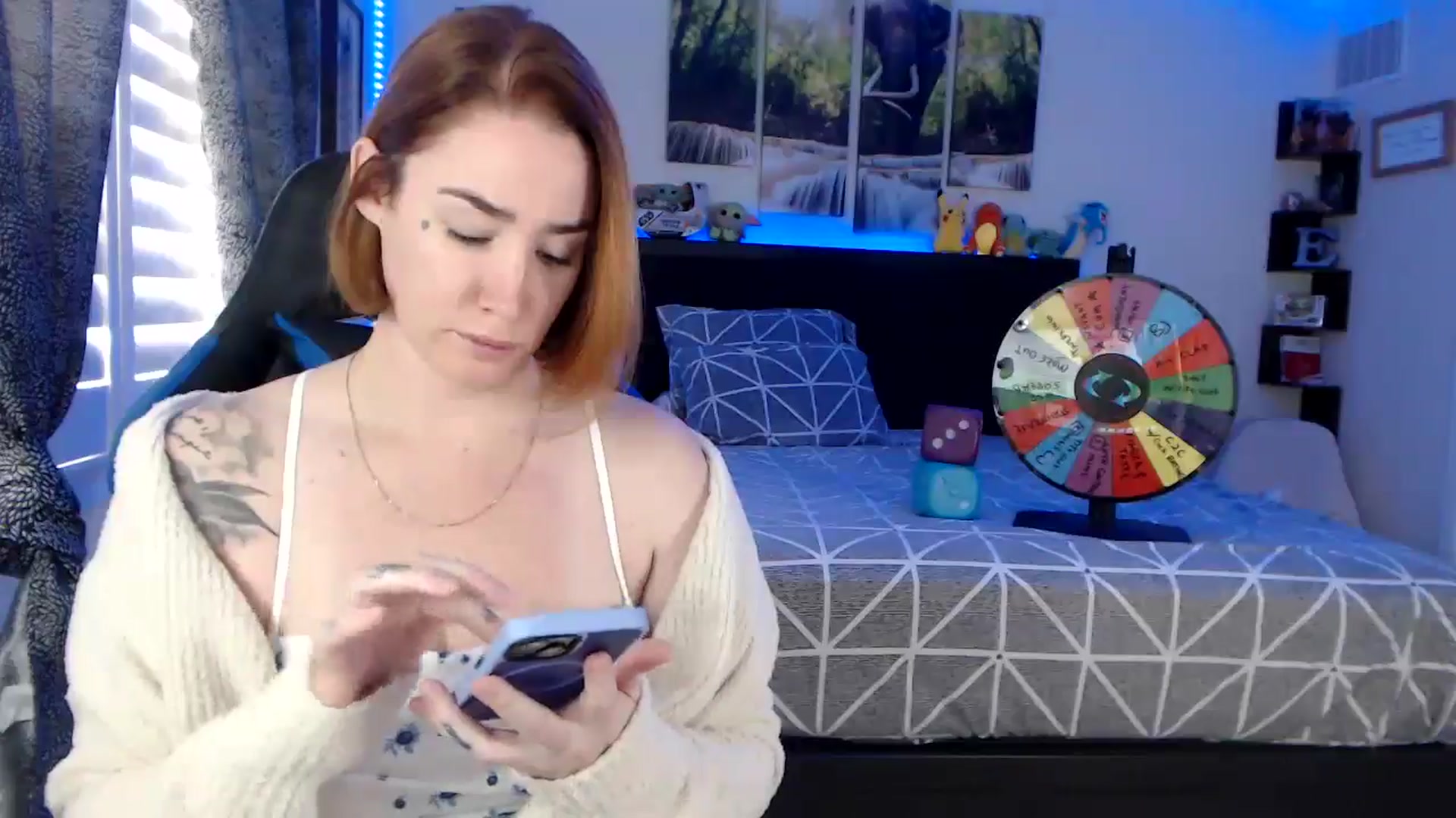 Gallery image thumbnail from BostonBeckyy's myfreecams stream on, 10/17/2025, 20:59 image 3 of 20