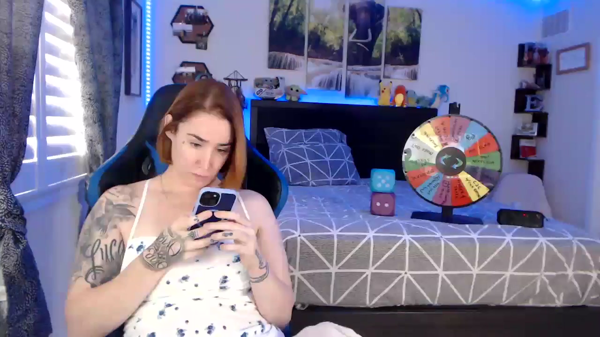 Gallery image thumbnail from BostonBeckyy's myfreecams stream on, 10/17/2025, 20:59 image 18 of 20