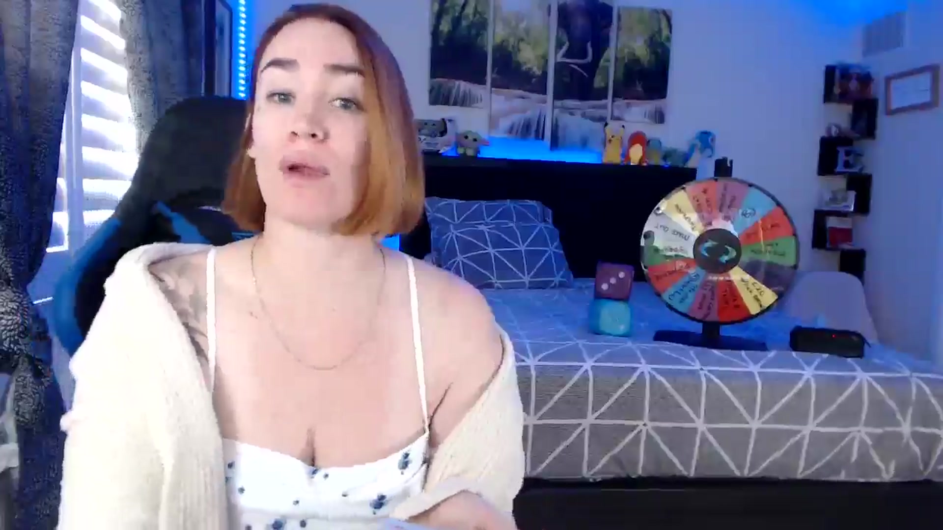 Gallery image thumbnail from BostonBeckyy's myfreecams stream on, 10/17/2025, 20:59 image 7 of 20
