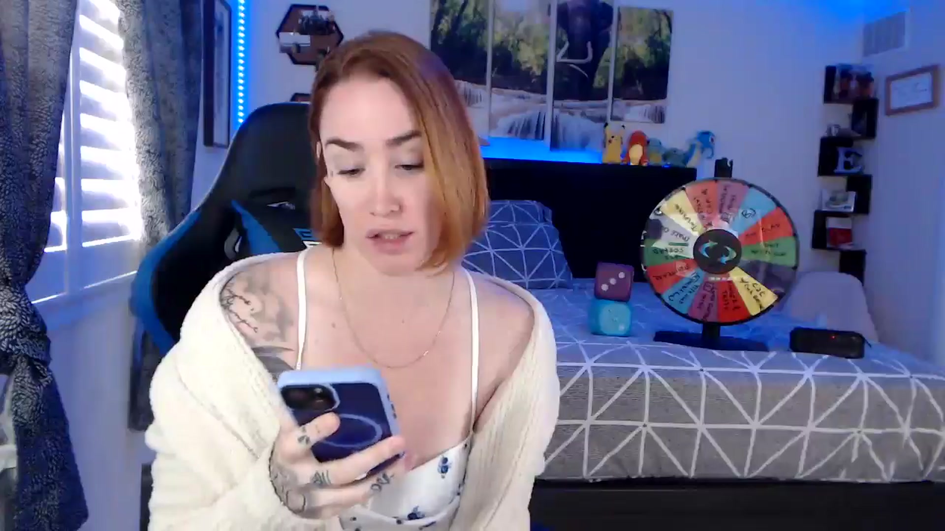 Gallery image thumbnail from BostonBeckyy's myfreecams stream on, 10/17/2025, 20:59 image 12 of 20